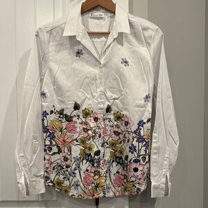 New York & Company White Floral Button-Down Blouse
